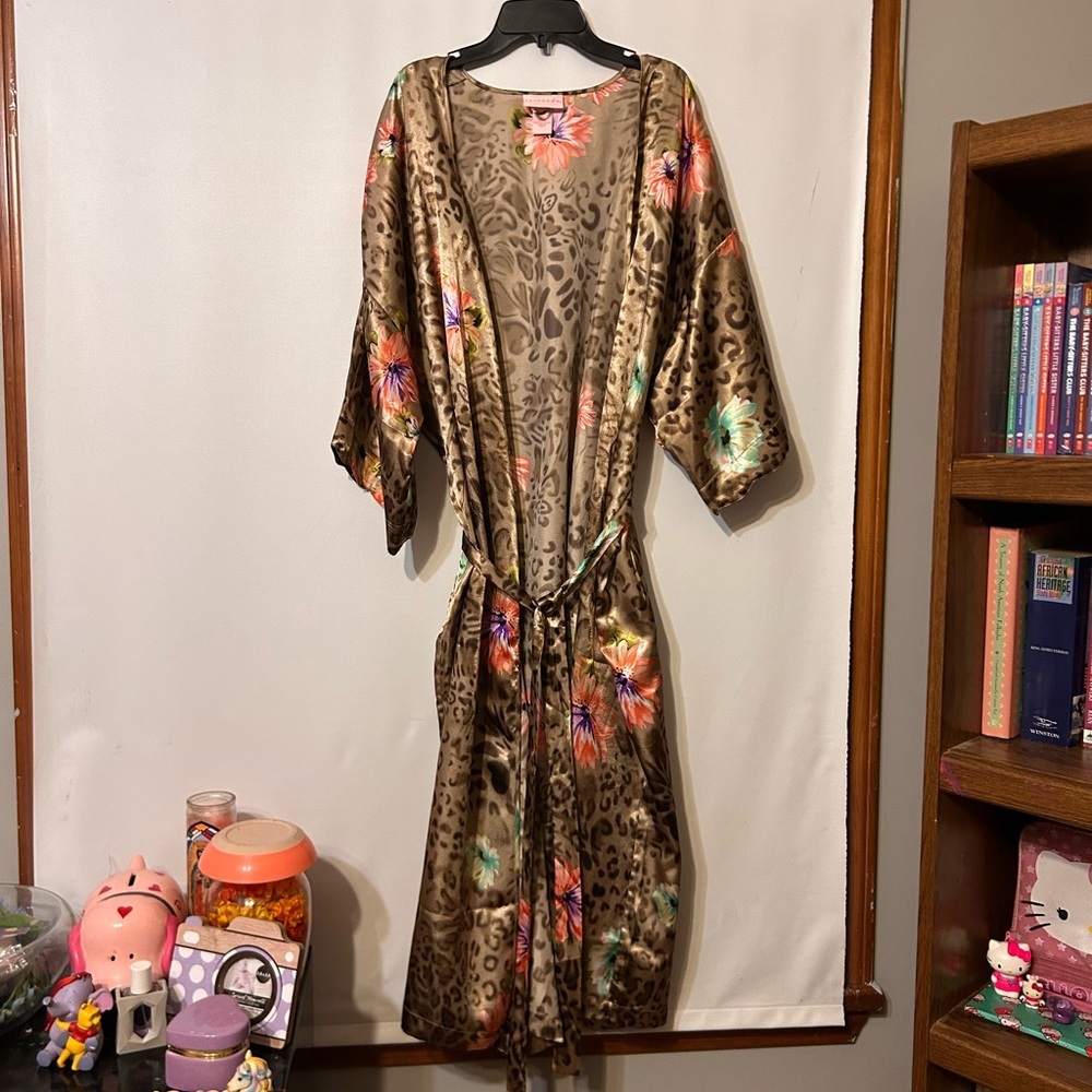 Cheetah print silk robe